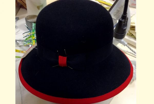 chapeau en feutre moulé